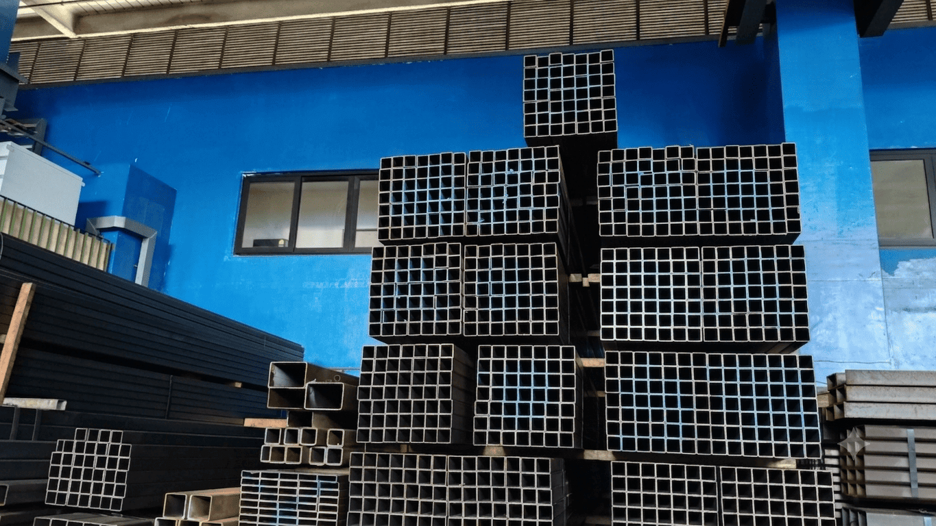 Racked hollow sections in the Kah Teck warehouse